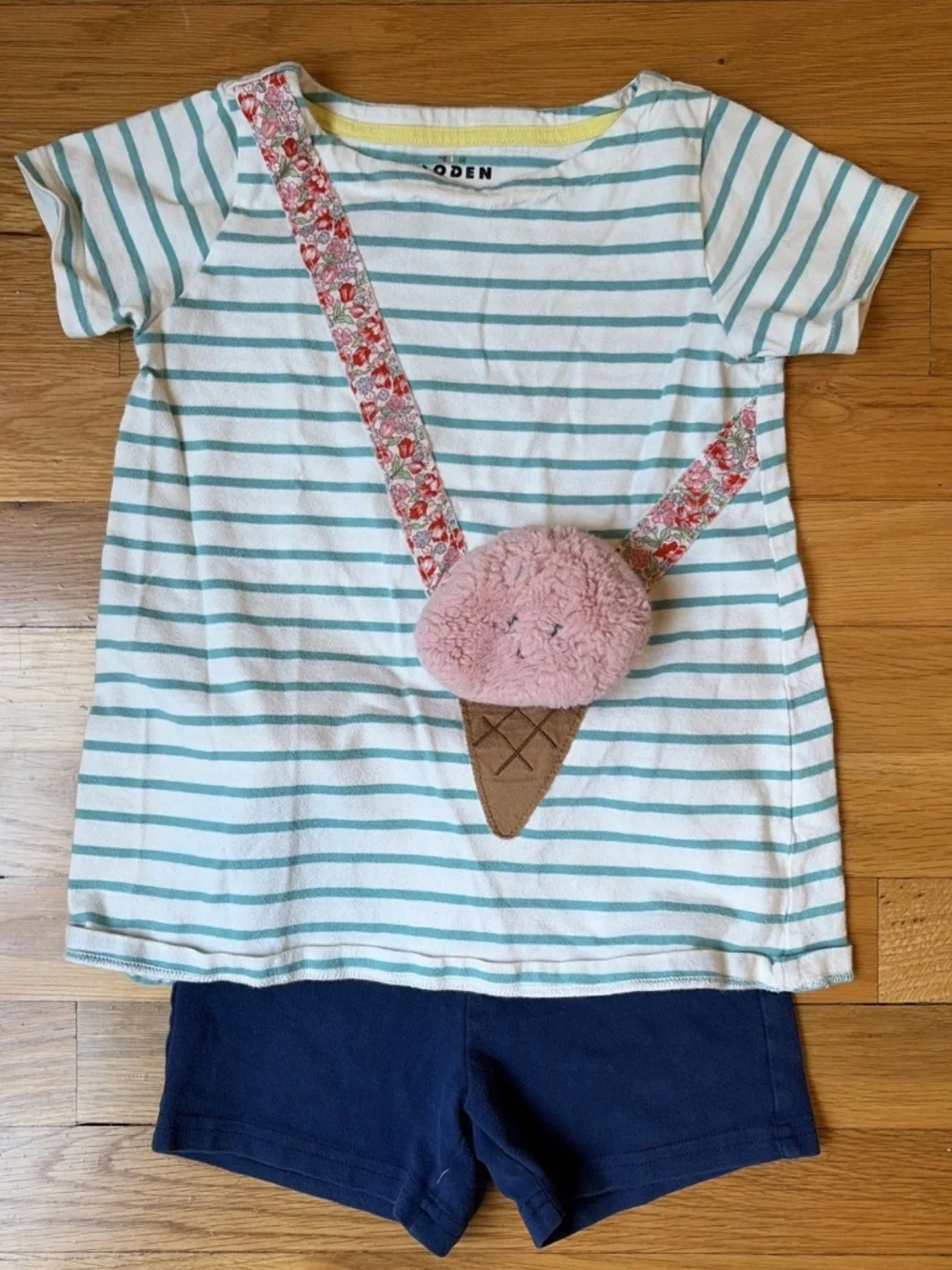 Mini Boden Size 3-4y Ice Cream Purse Tee with 4T Carters Bike Shorts Set